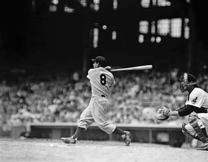 Did Yogi Berra finish high school?