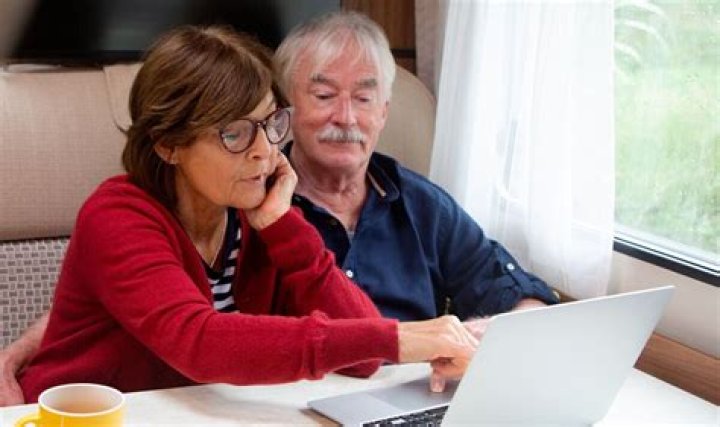 Do widowers get a pension?