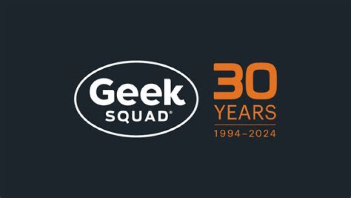 Who runs Geek Squad?
